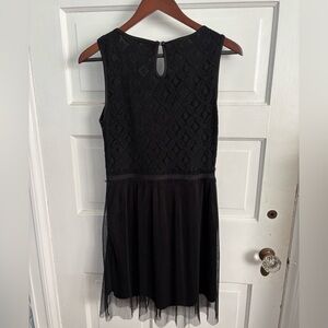 Skies Are Blue Black Lace Midi Dress